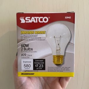 Satco S3942 60 Watt A19 Clear; 2500 Average rated hours; 580 Lumens 2/Pack